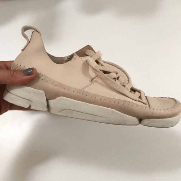 Light pink suede sneakers - Picture 2 of 3
